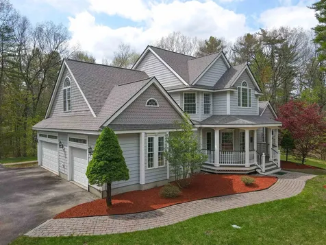 17 Aldrich Street Litchfield NH 03052