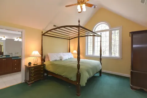 17 Aldrich Street Litchfield NH 03052