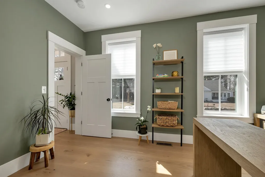 45 Artwill Avenue Portsmouth NH 03801