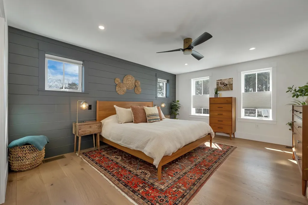 45 Artwill Avenue Portsmouth NH 03801
