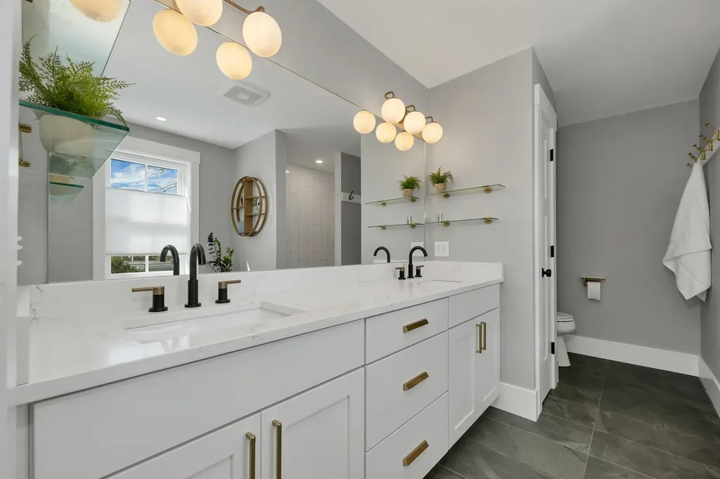 45 Artwill Avenue Portsmouth NH 03801