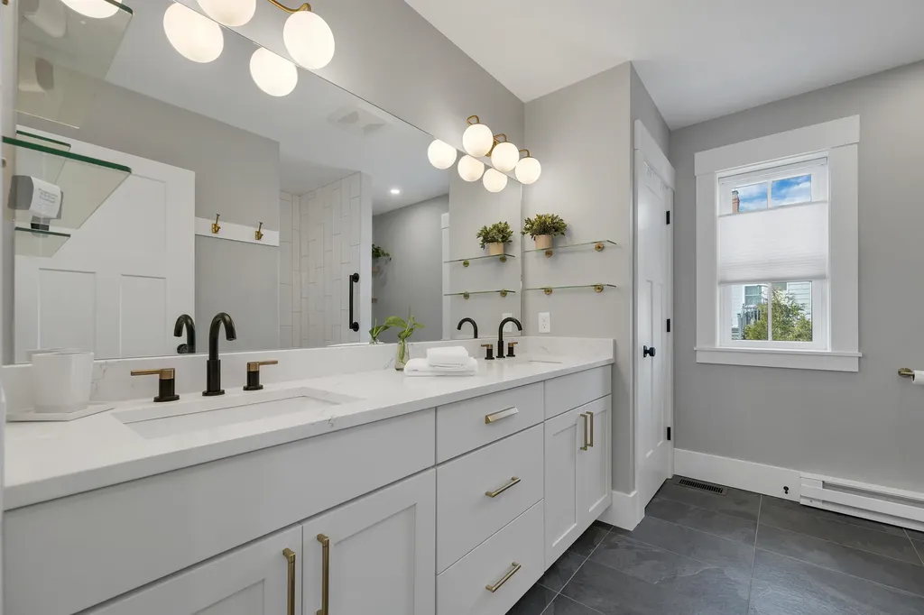 45 Artwill Avenue Portsmouth NH 03801