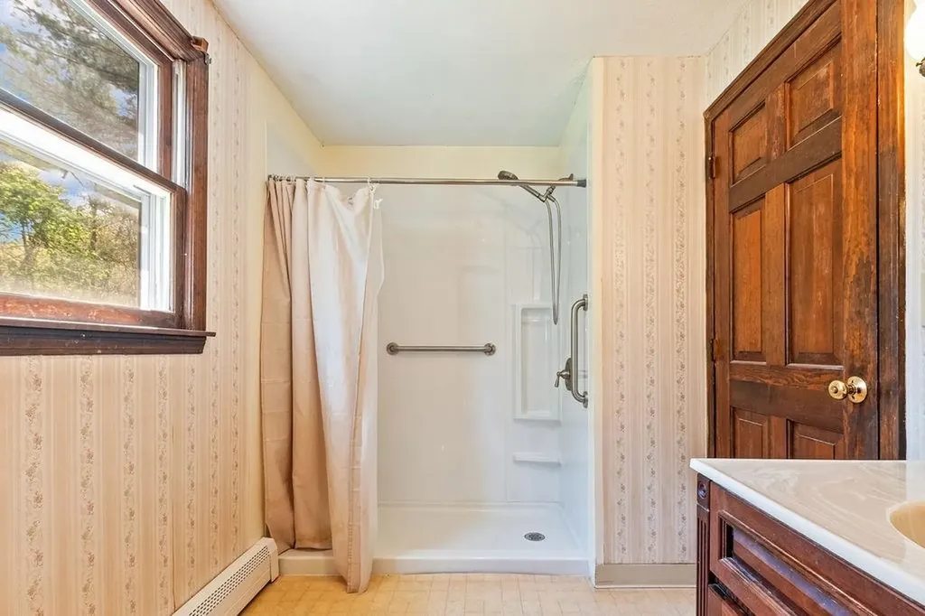 3 Cortland Drive Salem NH 03079