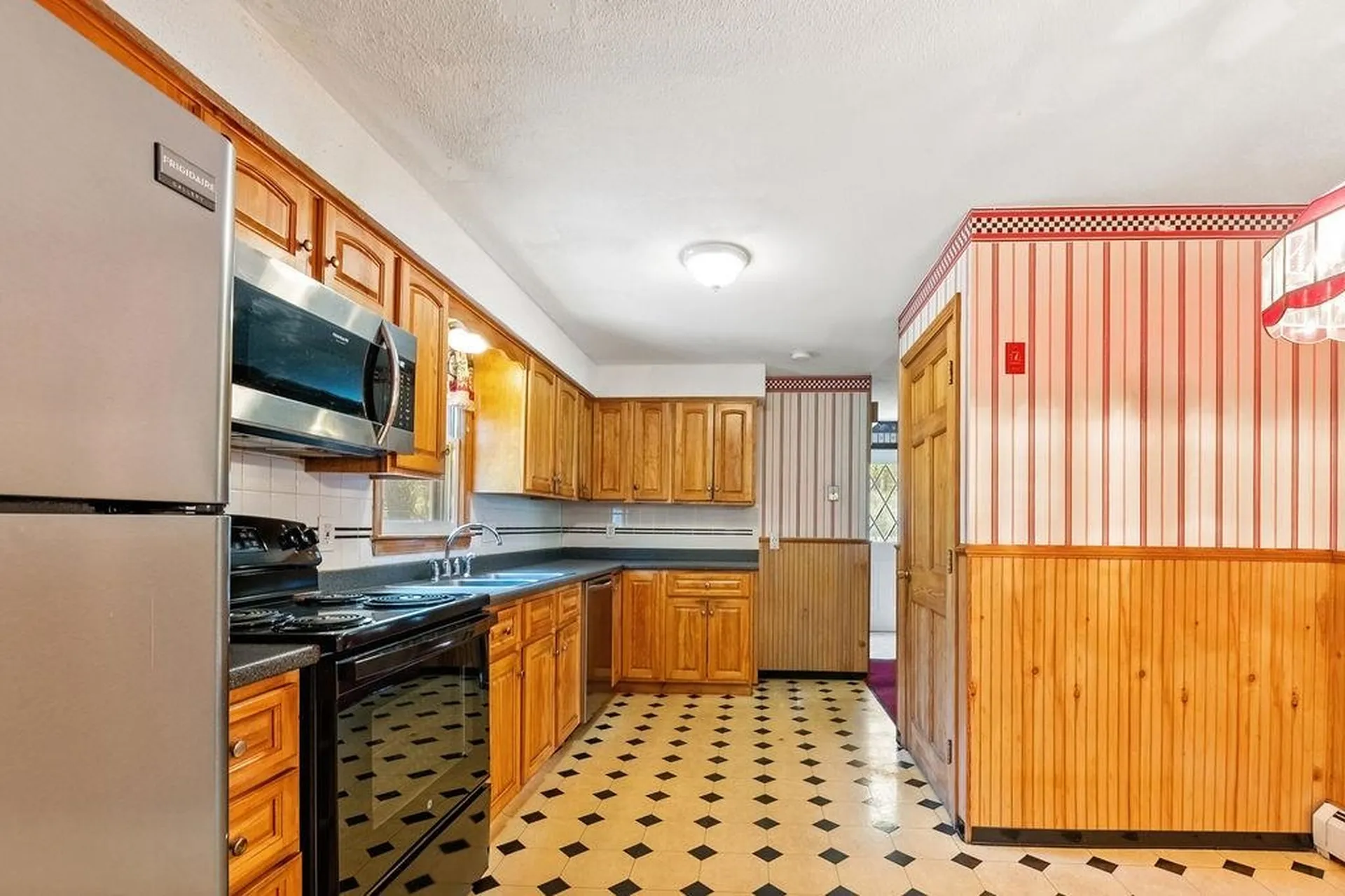 3 Cortland Drive Salem NH 03079