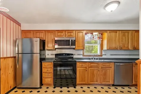 3 Cortland Drive Salem NH 03079