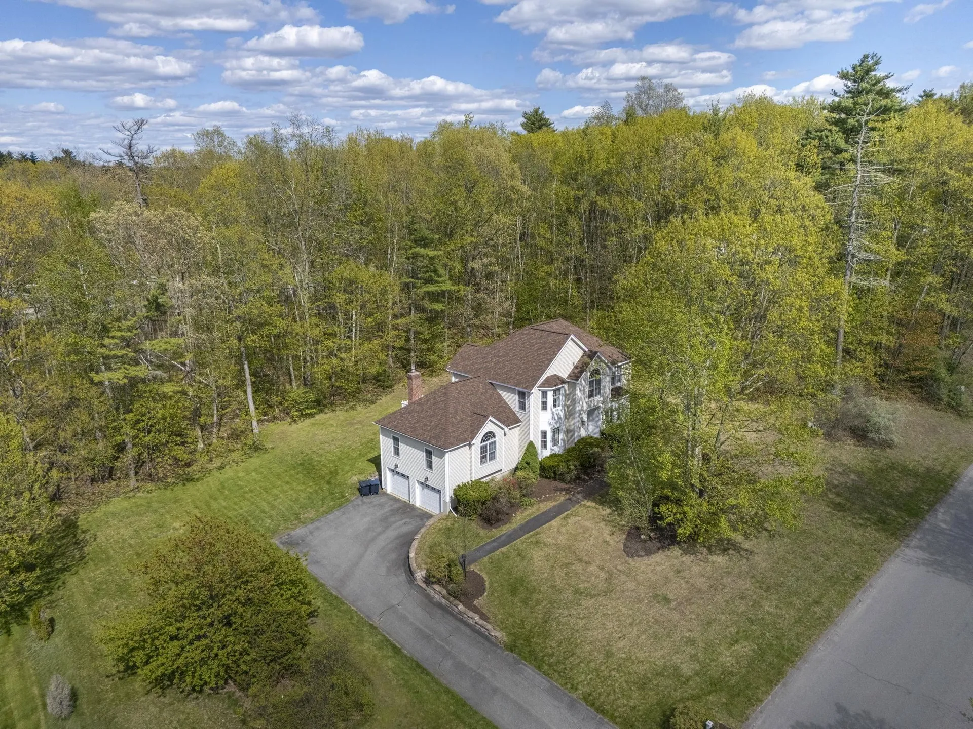 25 Squire Armour Road Windham NH 03087