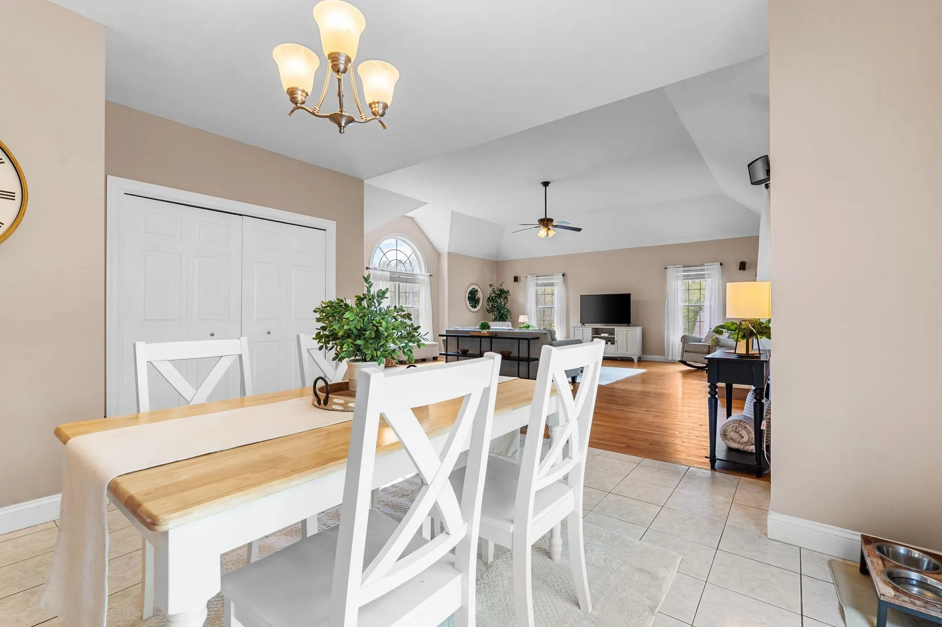 25 Squire Armour Road Windham NH 03087