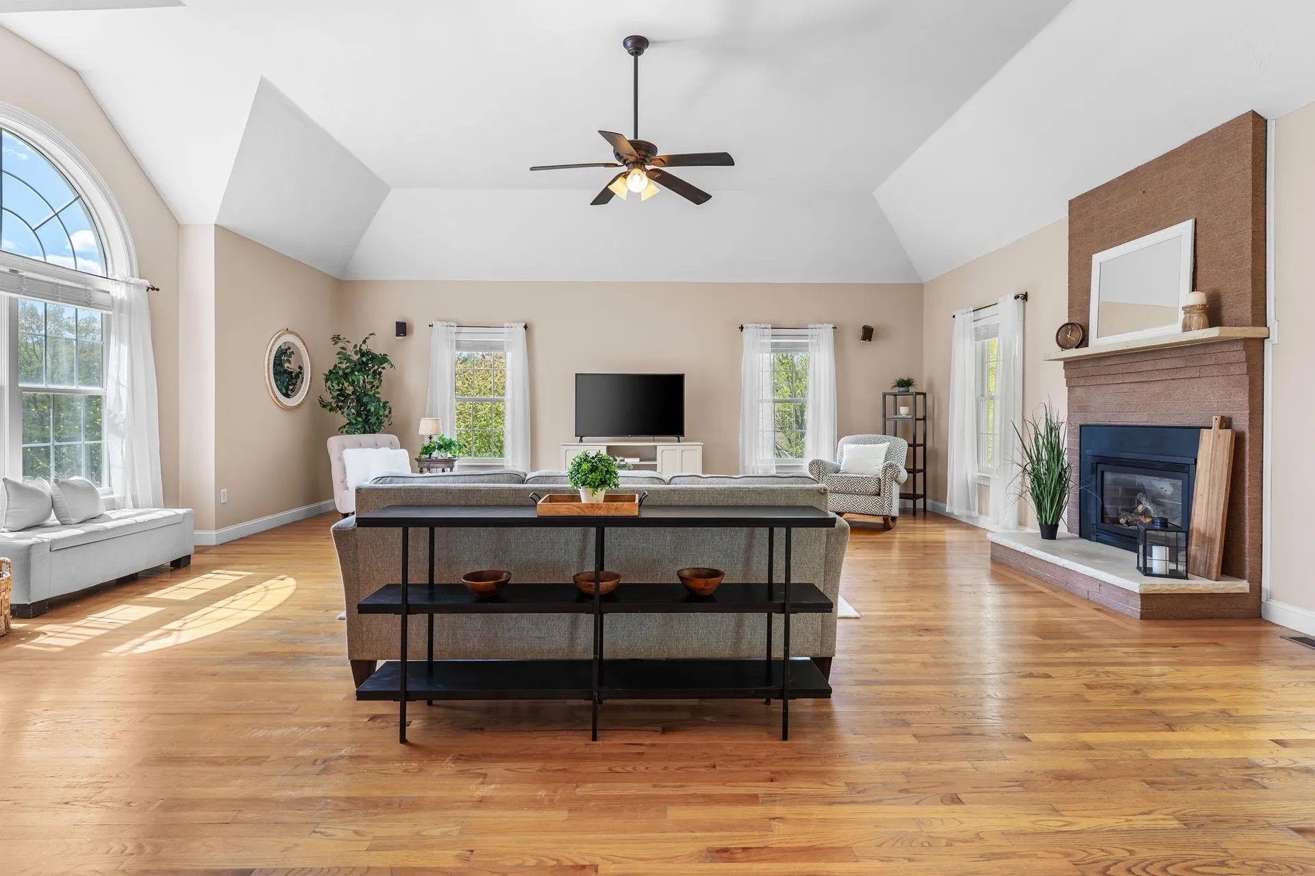25 Squire Armour Road Windham NH 03087