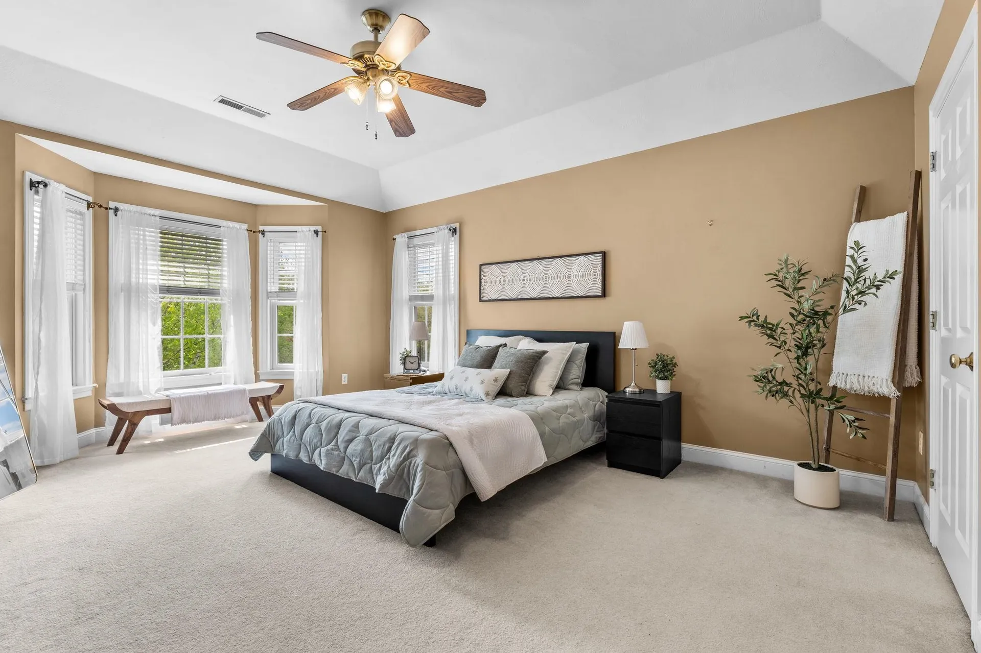 25 Squire Armour Road Windham NH 03087