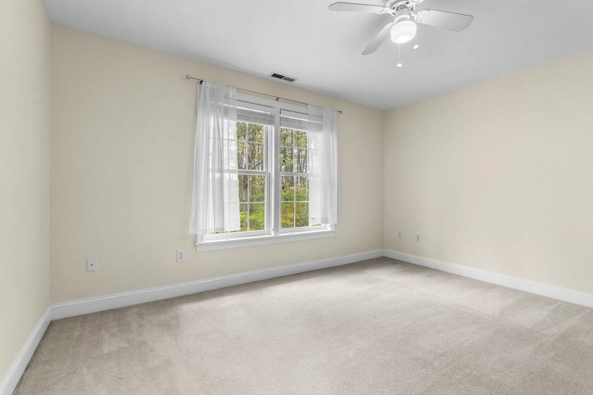 25 Squire Armour Road Windham NH 03087