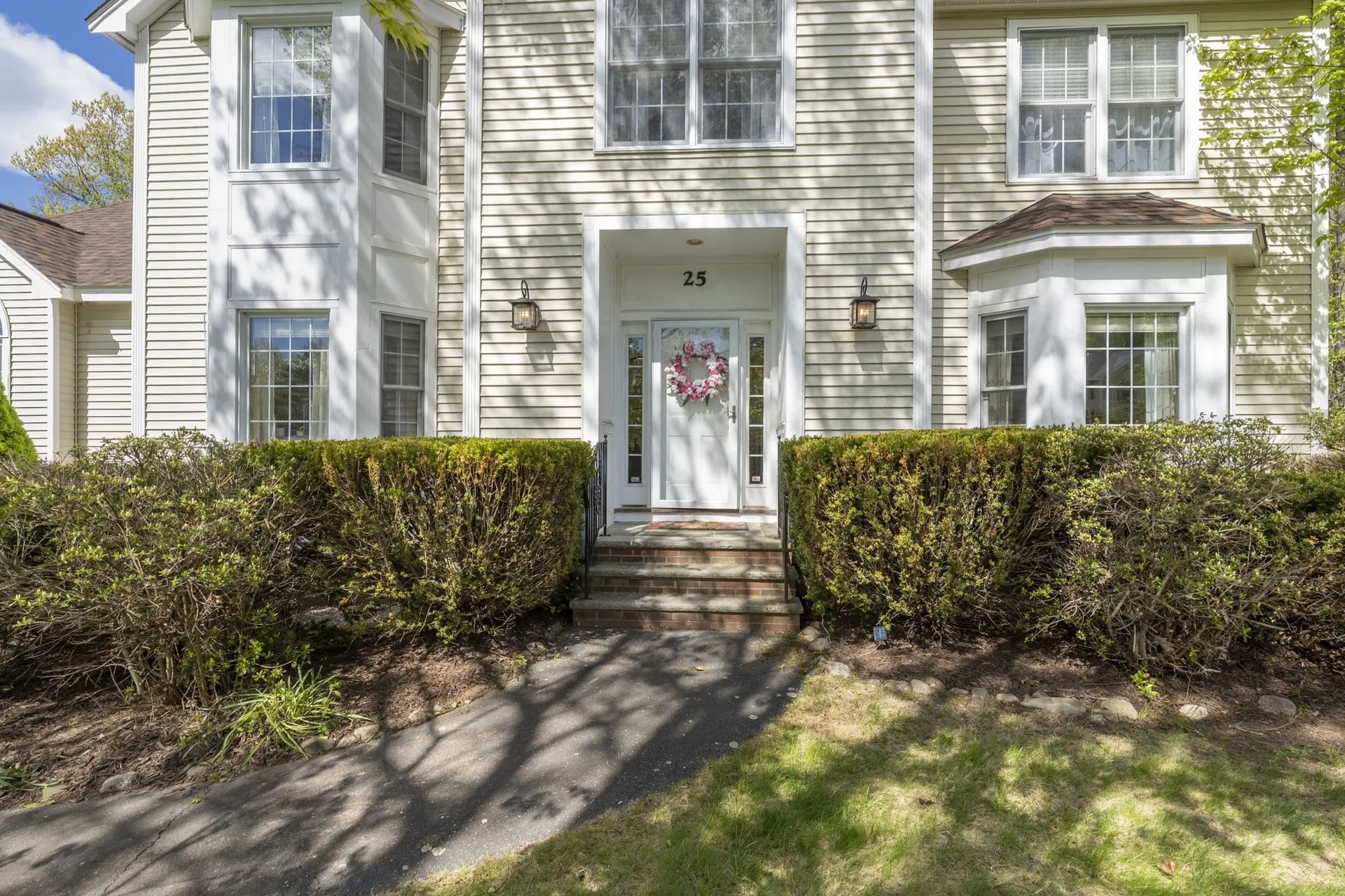 25 Squire Armour Road Windham NH 03087