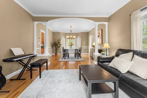 25 Squire Armour Road Windham NH 03087