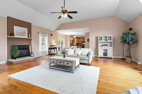25 Squire Armour Road Windham NH 03087
