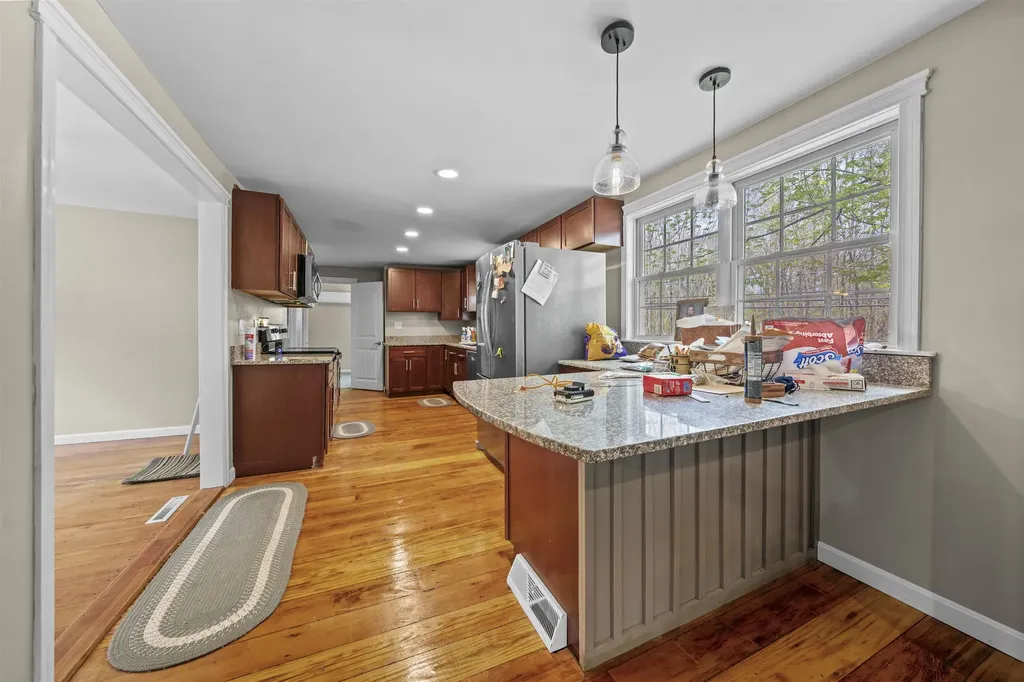 580 Lower Bay Road Sanbornton NH 03269