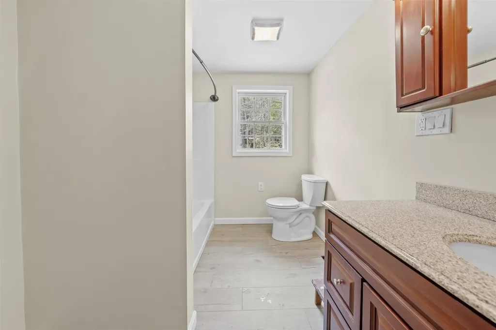 580 Lower Bay Road Sanbornton NH 03269