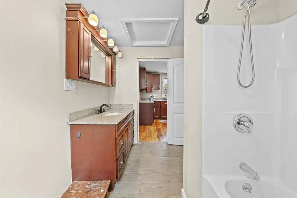 580 Lower Bay Road Sanbornton NH 03269
