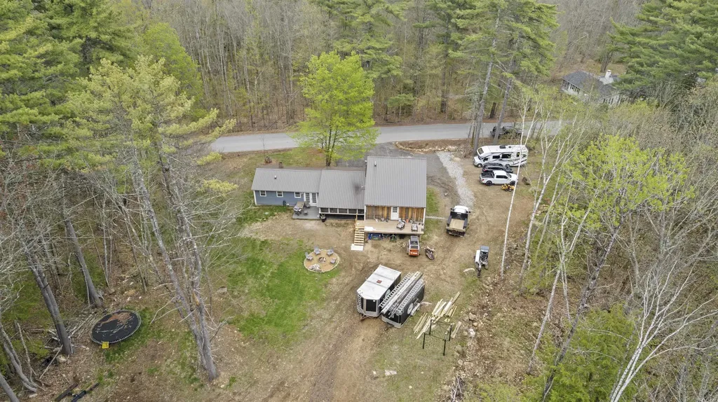 580 Lower Bay Road Sanbornton NH 03269
