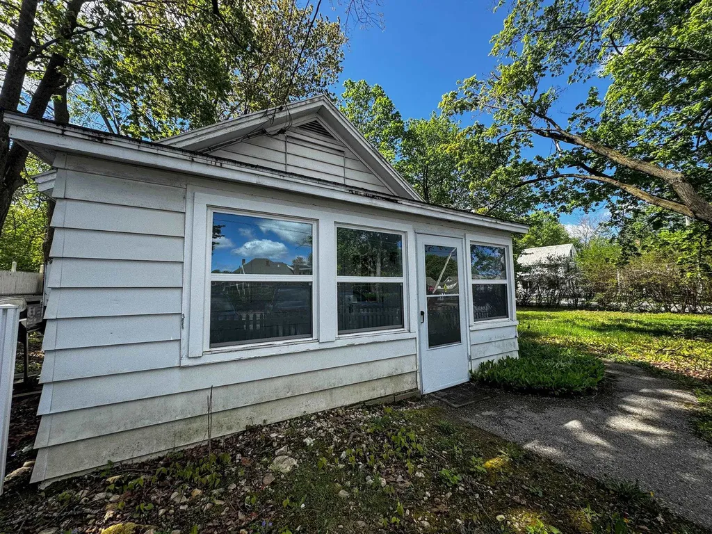 99 Coolidge Avenue Bennington VT 05201