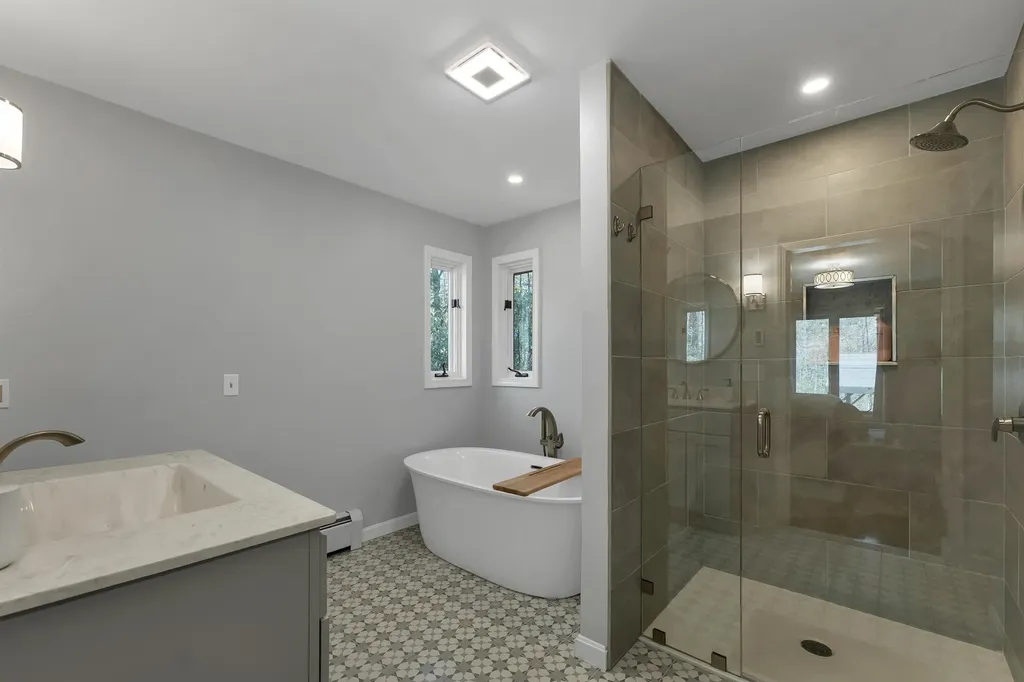 35 Robin Acres Drive Wolfeboro NH 03894