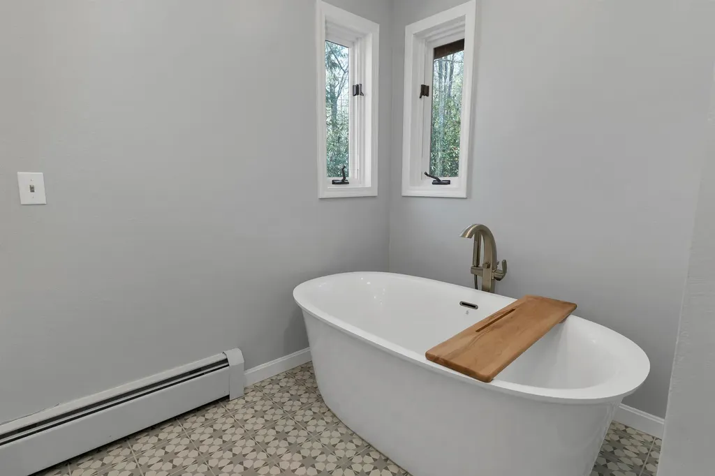 35 Robin Acres Drive Wolfeboro NH 03894