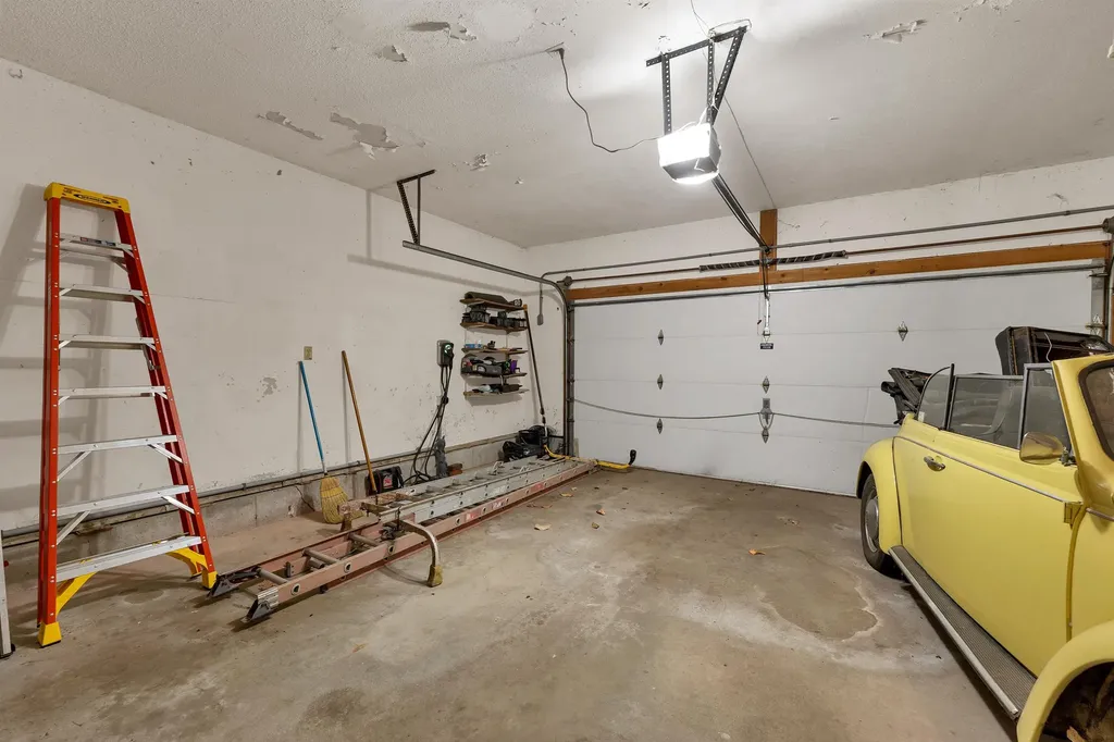 35 Robin Acres Drive Wolfeboro NH 03894