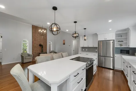 35 Robin Acres Drive Wolfeboro NH 03894
