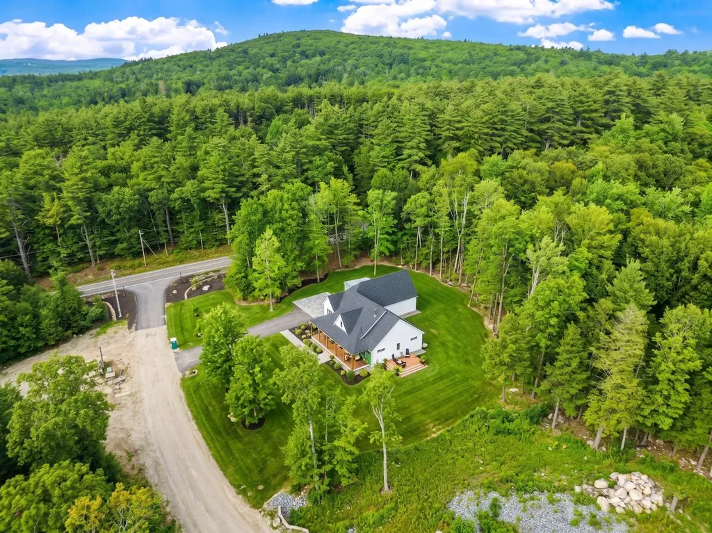 1 Jaytee Drive Alton NH 03809