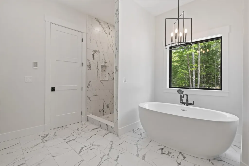 1 Jaytee Drive Alton NH 03809