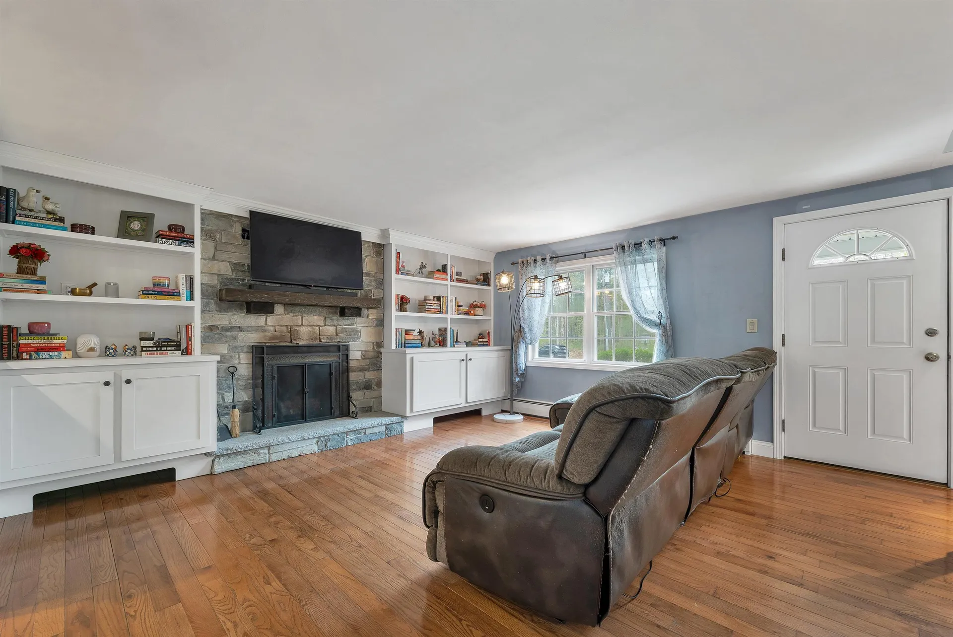 46 Albin Road Bow NH 03304-3704