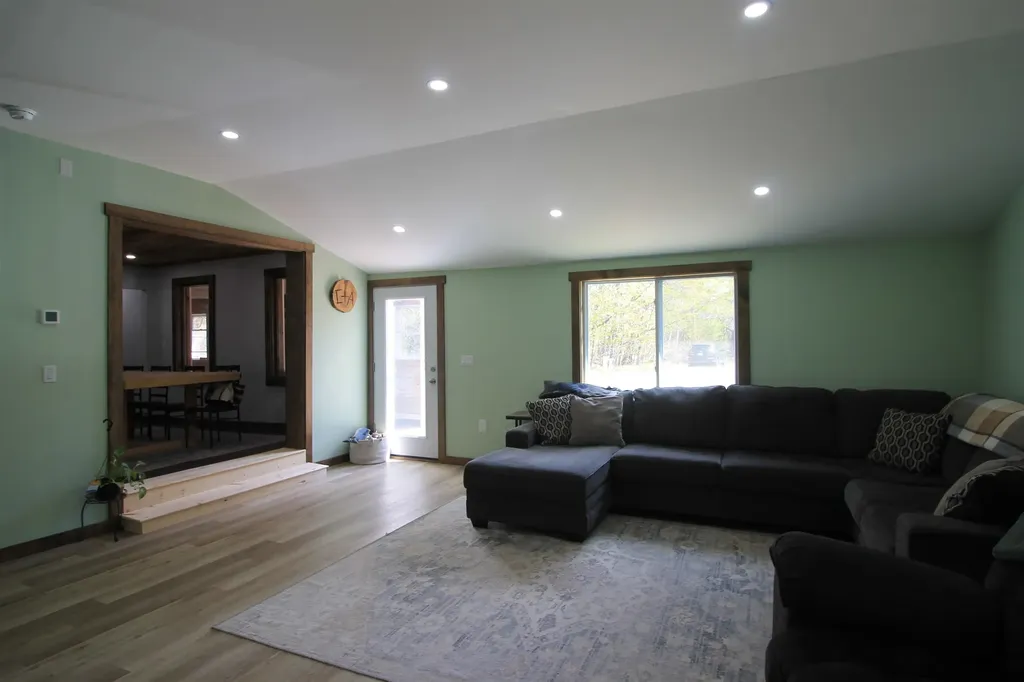 21 Mirror Lake Road Thornton NH 03285