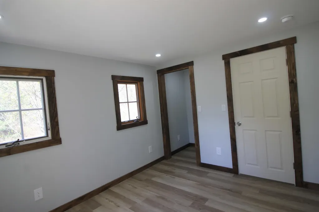 21 Mirror Lake Road Thornton NH 03285