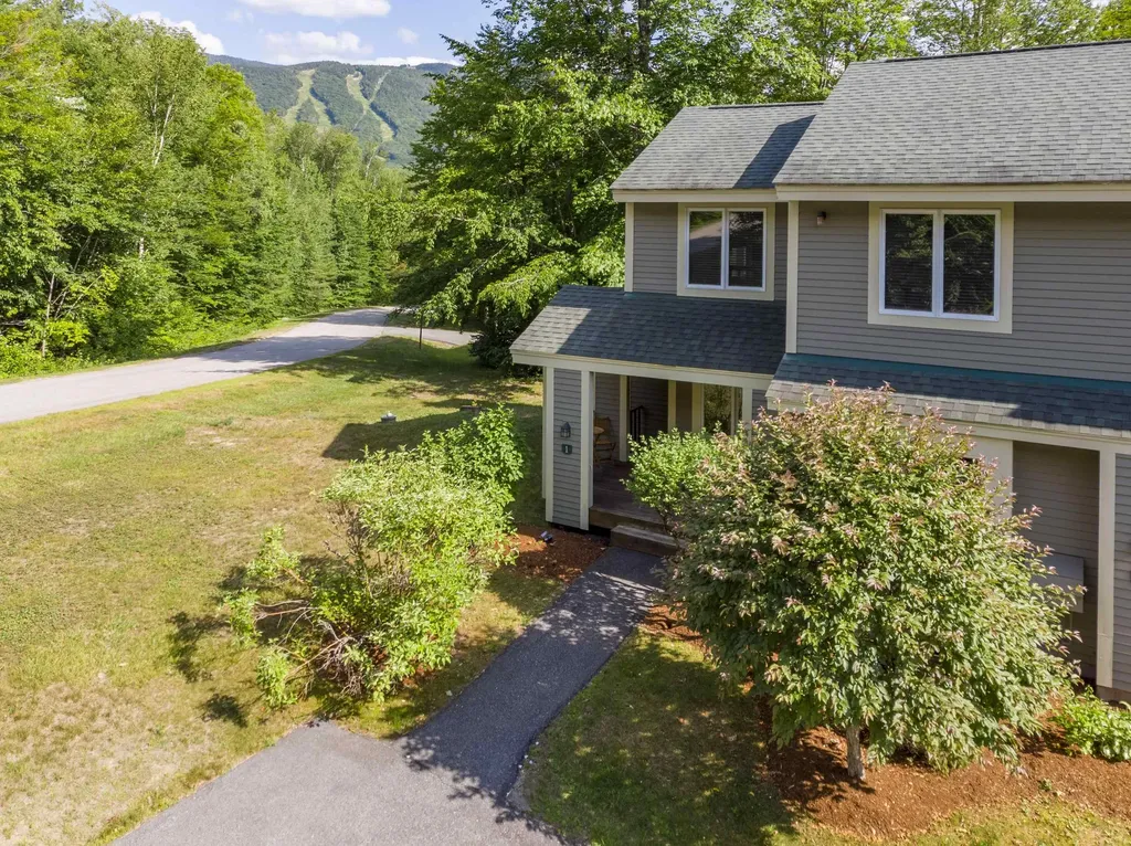 31 Pine Hill Lane Lincoln NH 03251