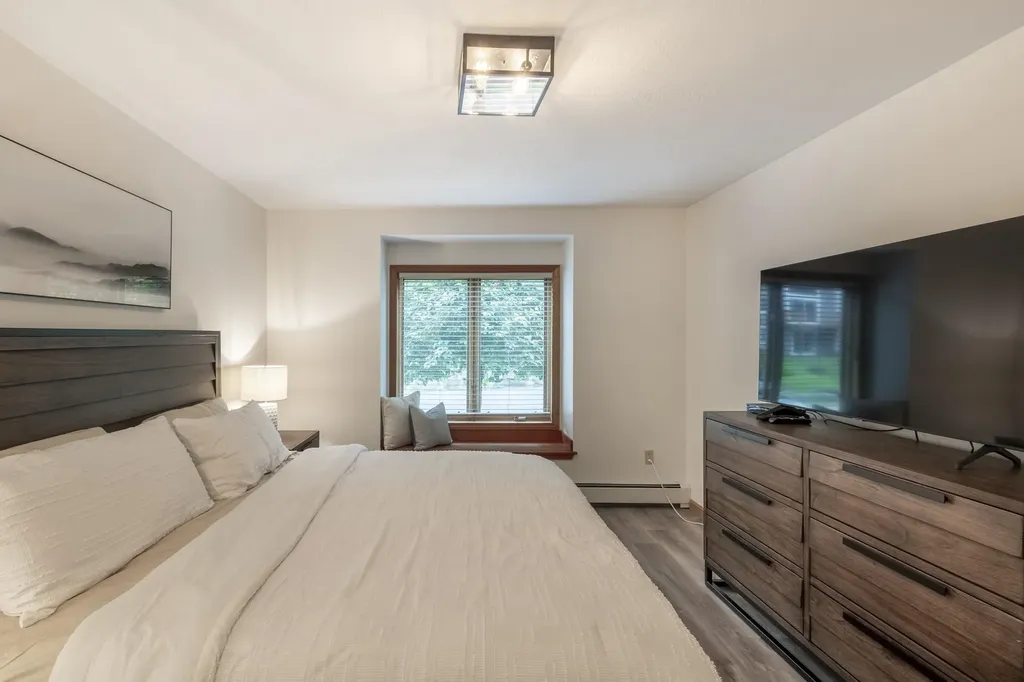 31 Pine Hill Lane Lincoln NH 03251