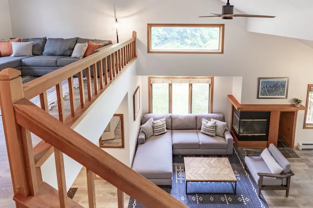 31 Pine Hill Lane Lincoln NH 03251