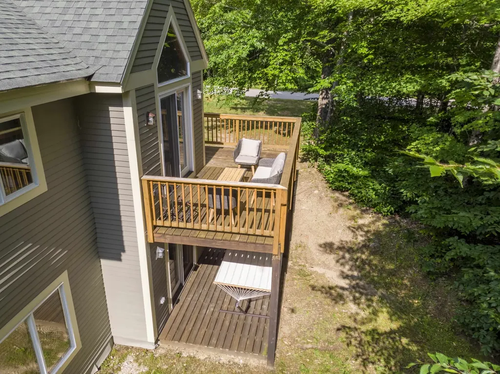 31 Pine Hill Lane Lincoln NH 03251