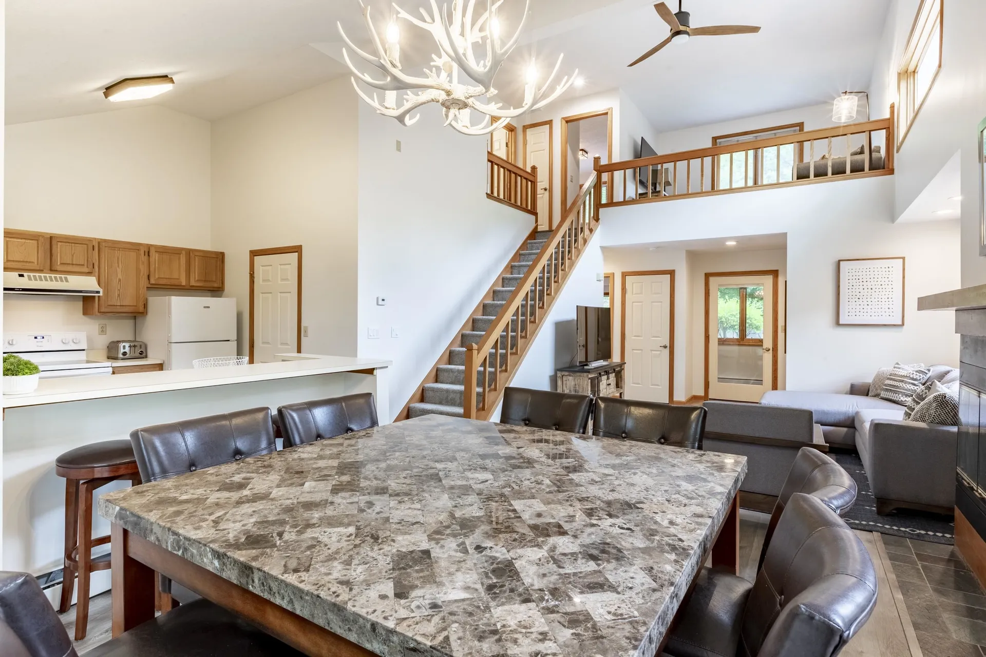 31 Pine Hill Lane Lincoln NH 03251