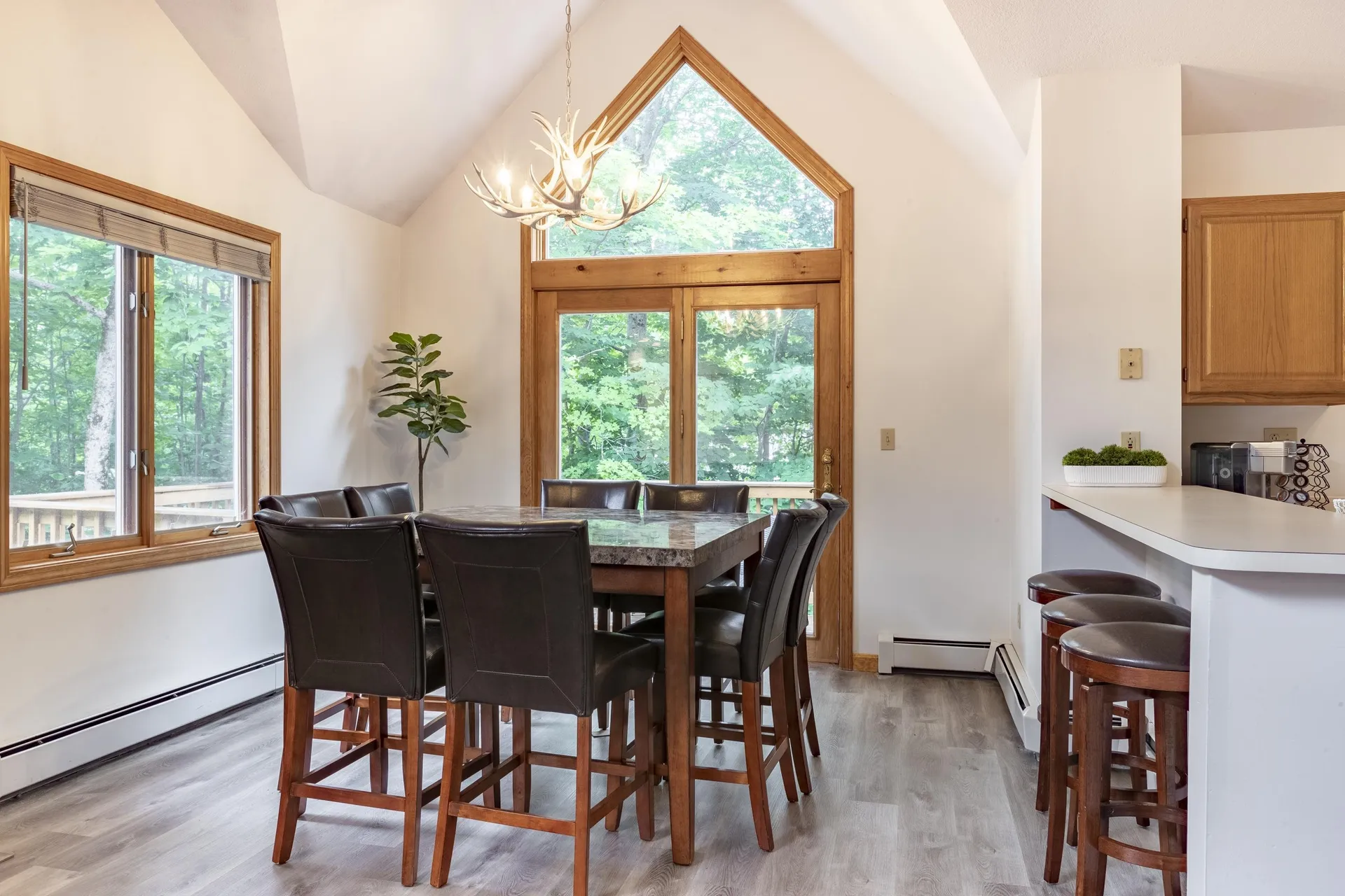 31 Pine Hill Lane Lincoln NH 03251