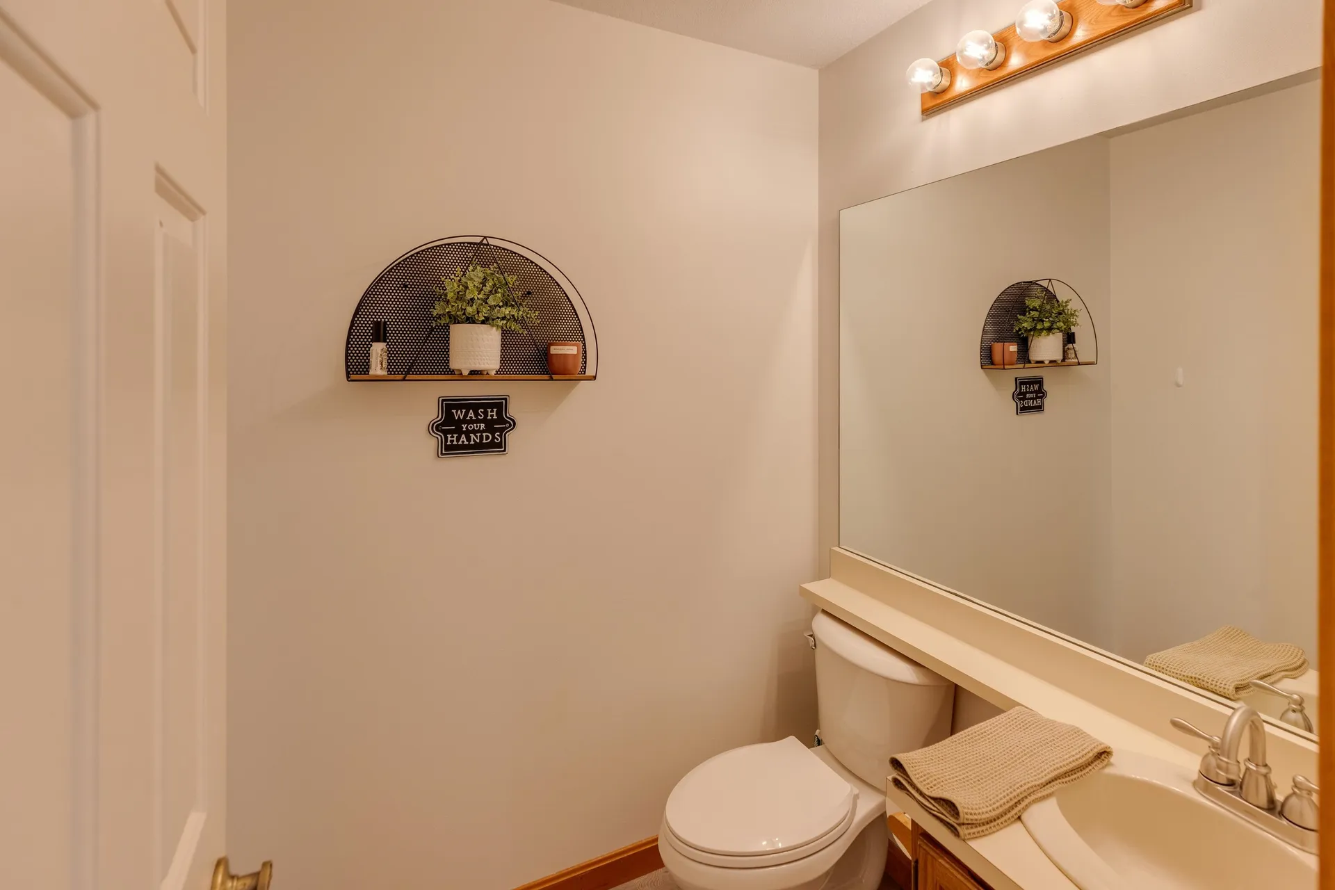 31 Pine Hill Lane Lincoln NH 03251