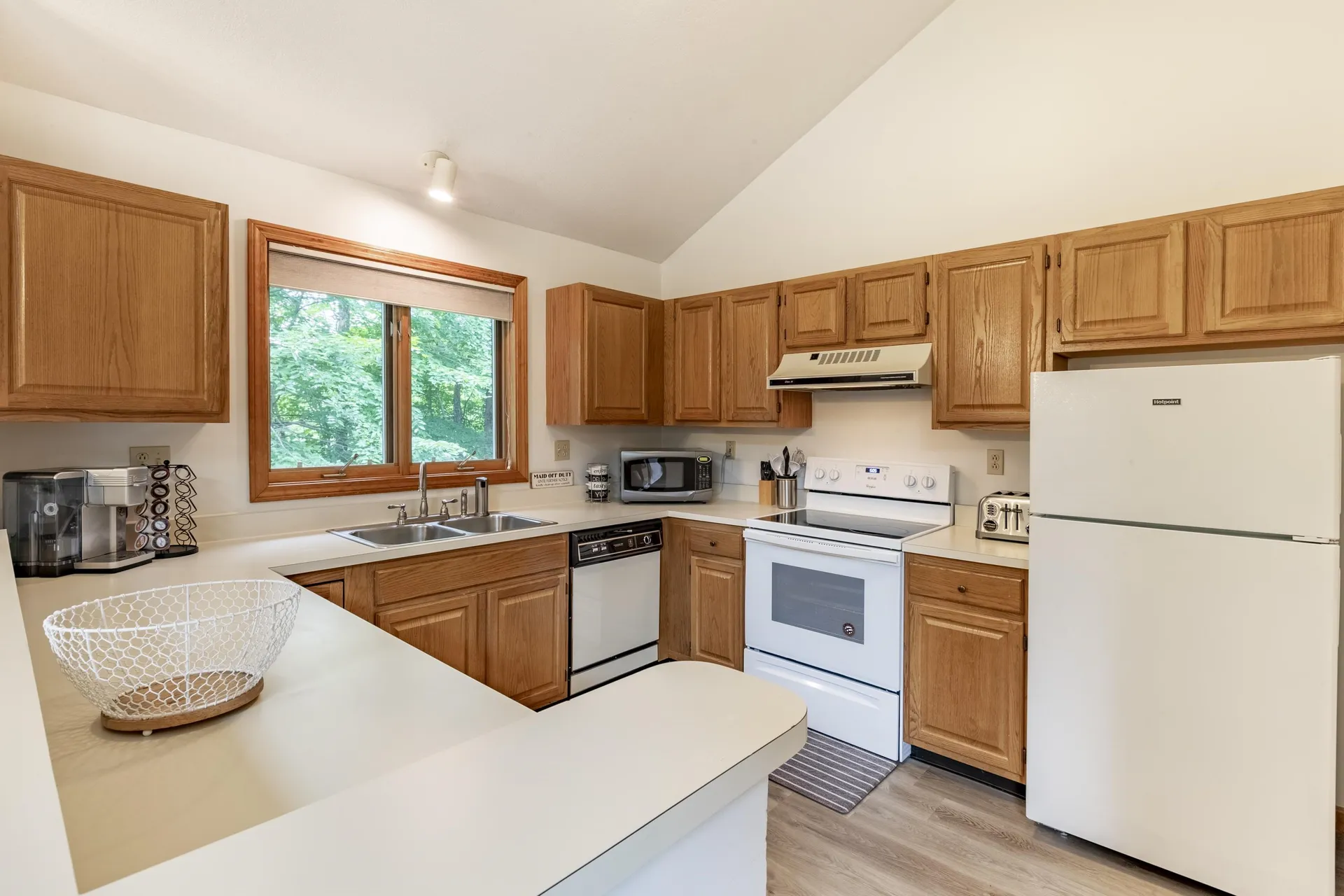 31 Pine Hill Lane Lincoln NH 03251