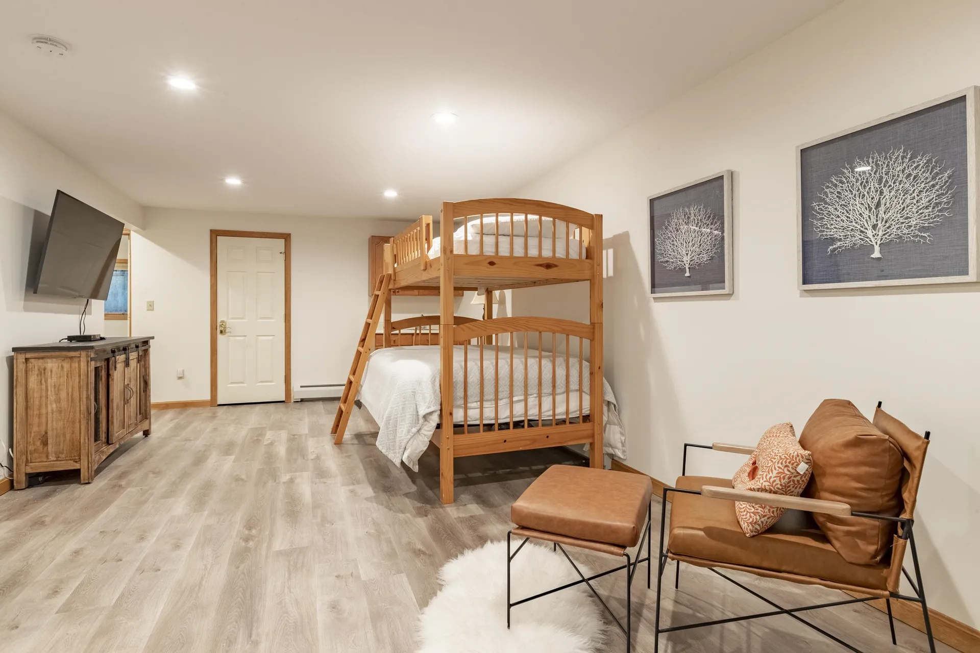 31 Pine Hill Lane Lincoln NH 03251