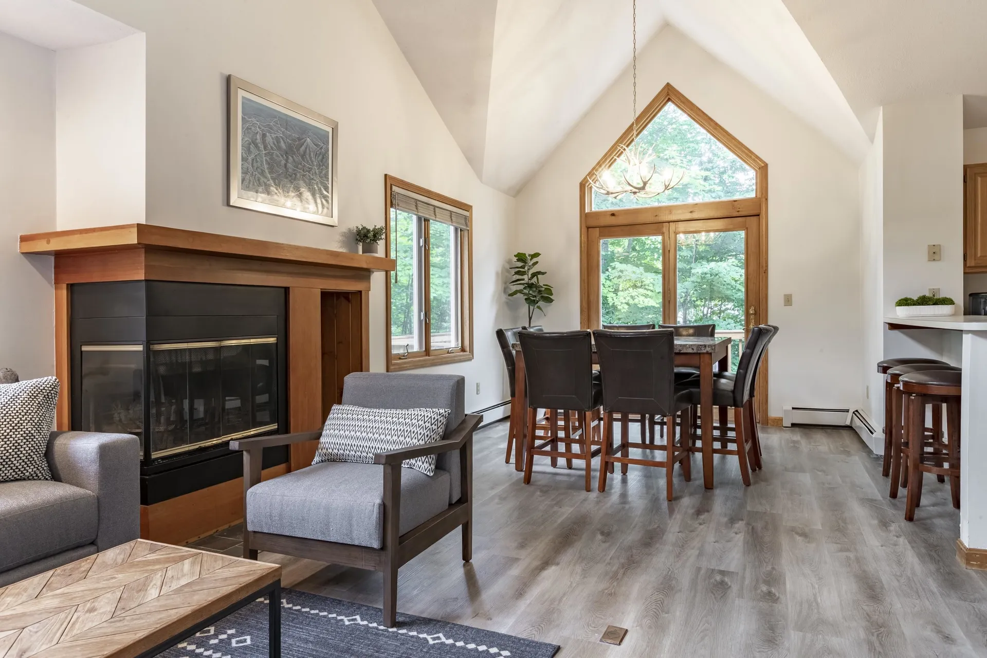 31 Pine Hill Lane Lincoln NH 03251