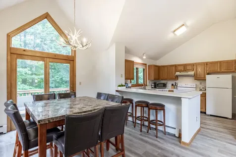 31 Pine Hill Lane Lincoln NH 03251