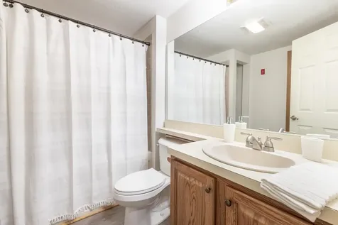 31 Pine Hill Lane Lincoln NH 03251