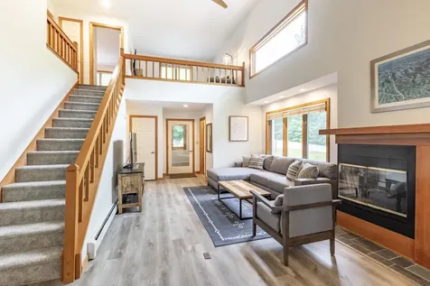 31 Pine Hill Lane Lincoln NH 03251