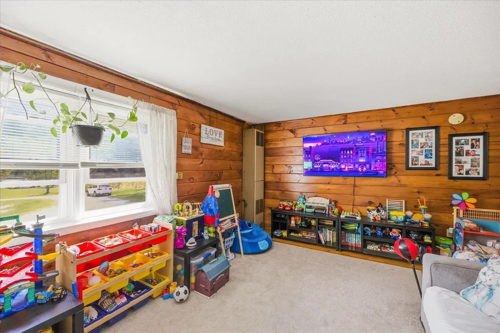 406 Back Ashuelot Road Winchester NH 03441