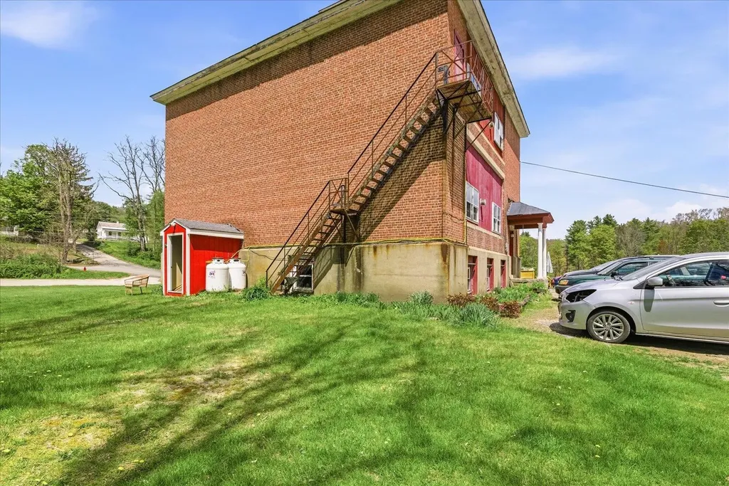 406 Back Ashuelot Road Winchester NH 03441