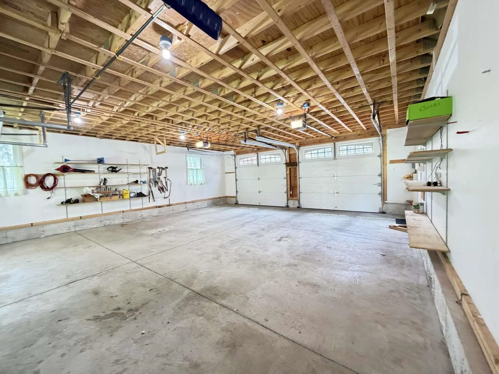 314 Mammoth Road Londonderry NH 03053