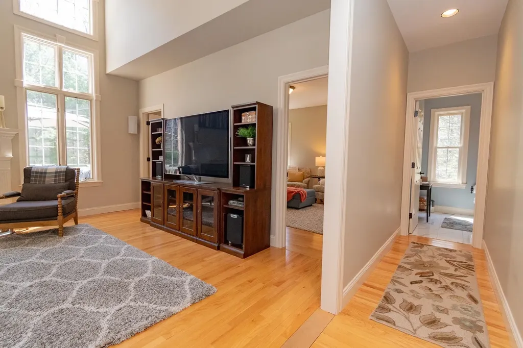 50 Newfane Road Bedford NH 03110