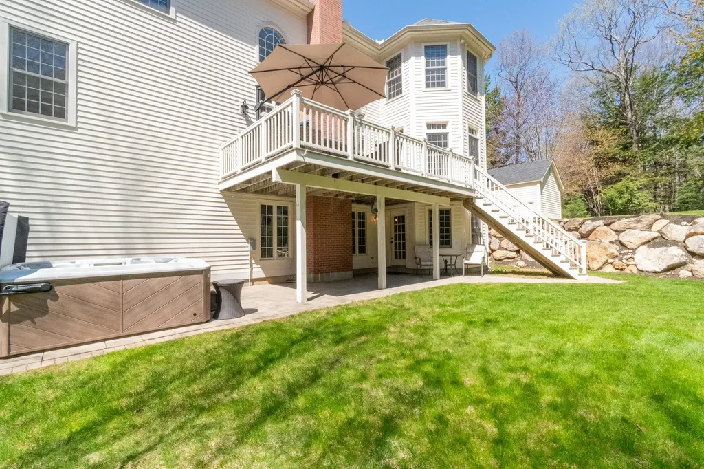 50 Newfane Road Bedford NH 03110