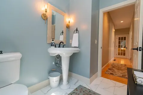 50 Newfane Road Bedford NH 03110